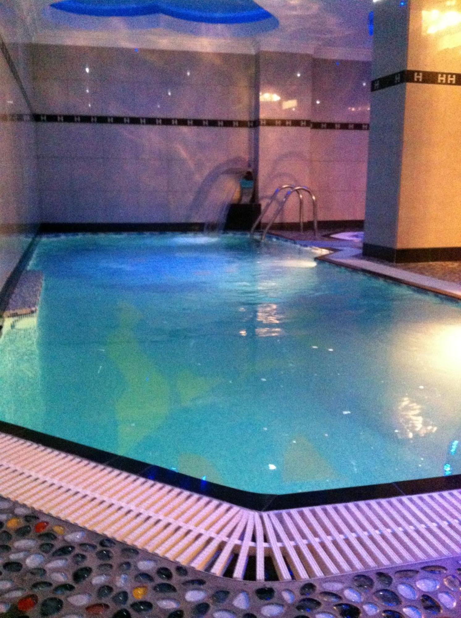 Hotel Arca Lui Noe Sinaia Buitenkant foto