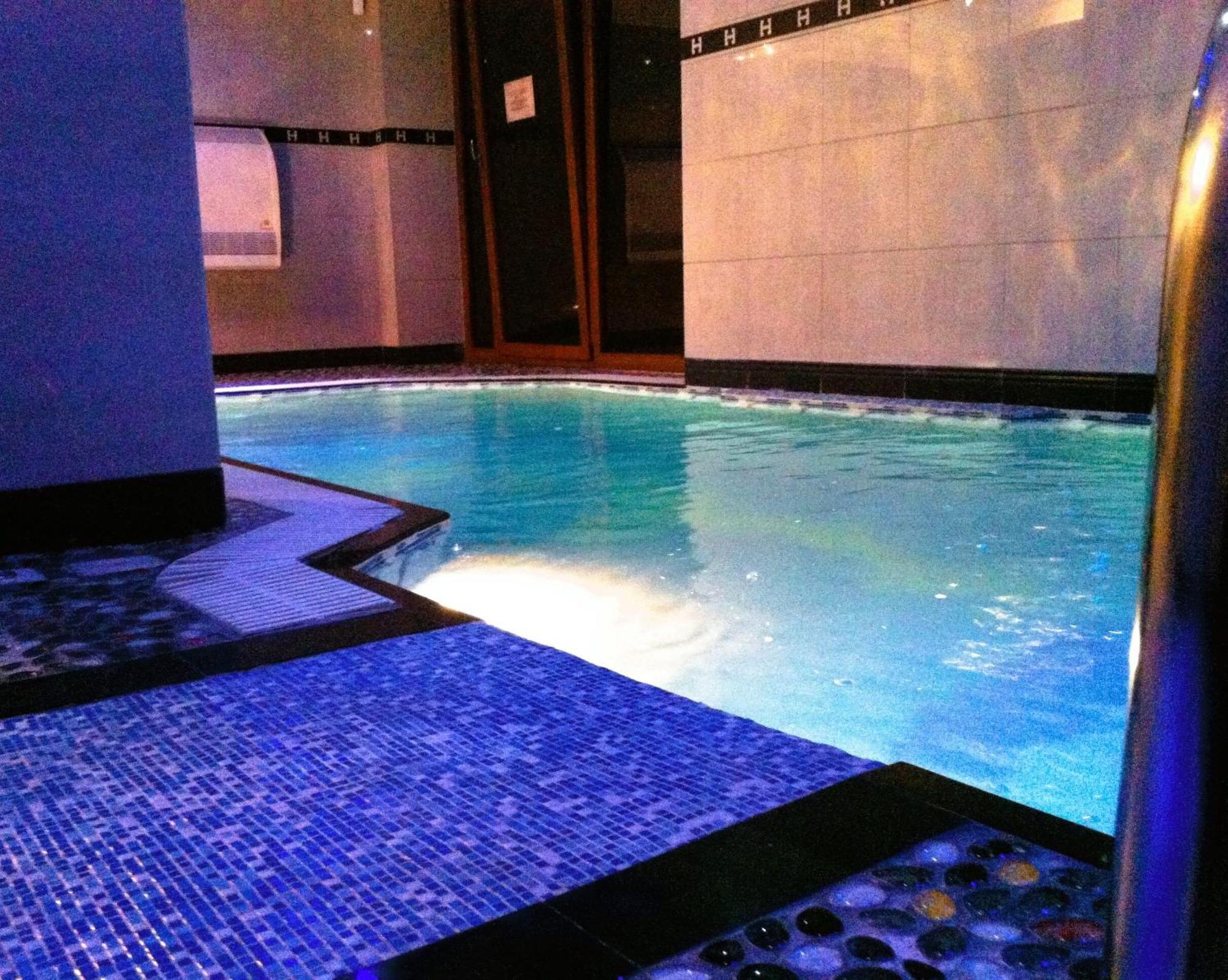 Hotel Arca Lui Noe Sinaia Buitenkant foto