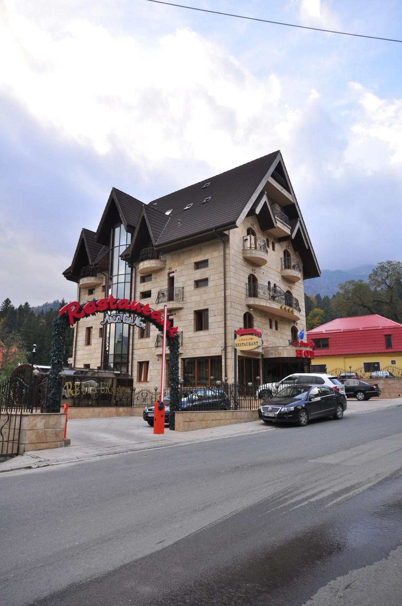 Hotel Arca Lui Noe Sinaia Buitenkant foto